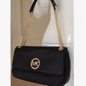 Michael Kors Fulton Leather Flap Bag in Black